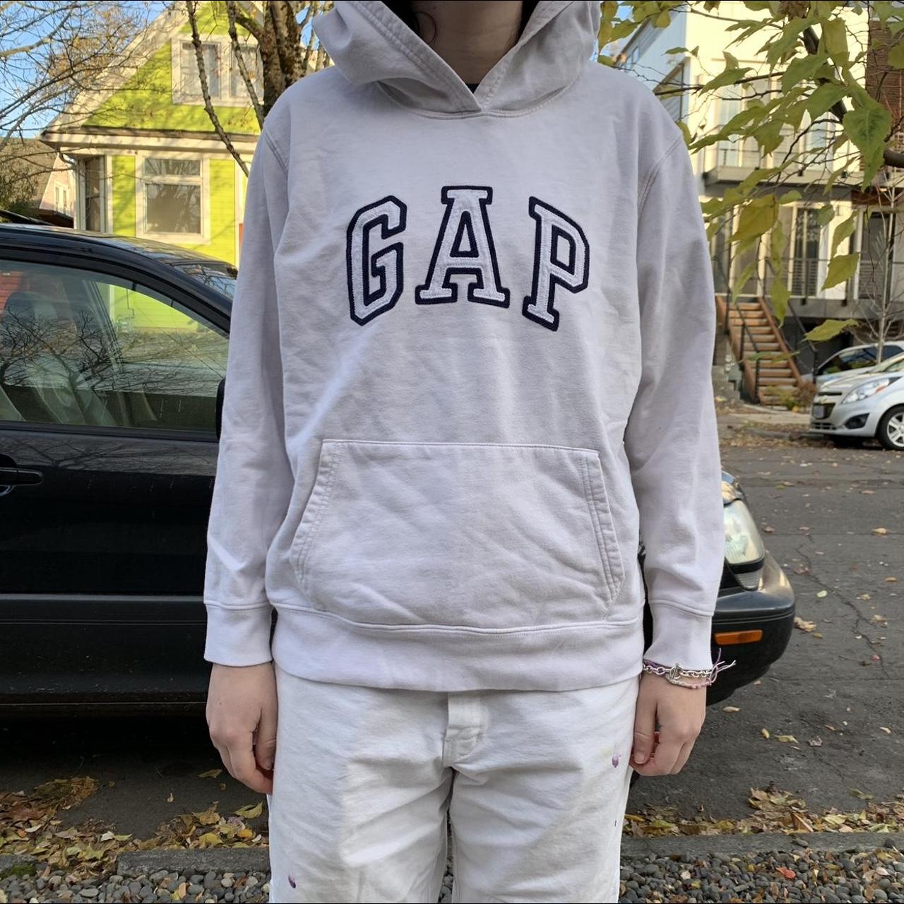 Black and hotsell white gap hoodie