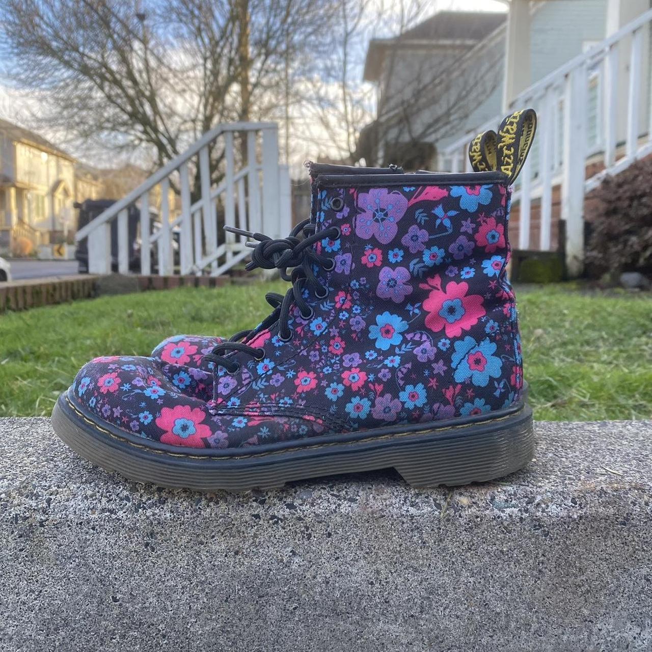 Super cute pair of floral Doc Marten flower Delaney. Depop