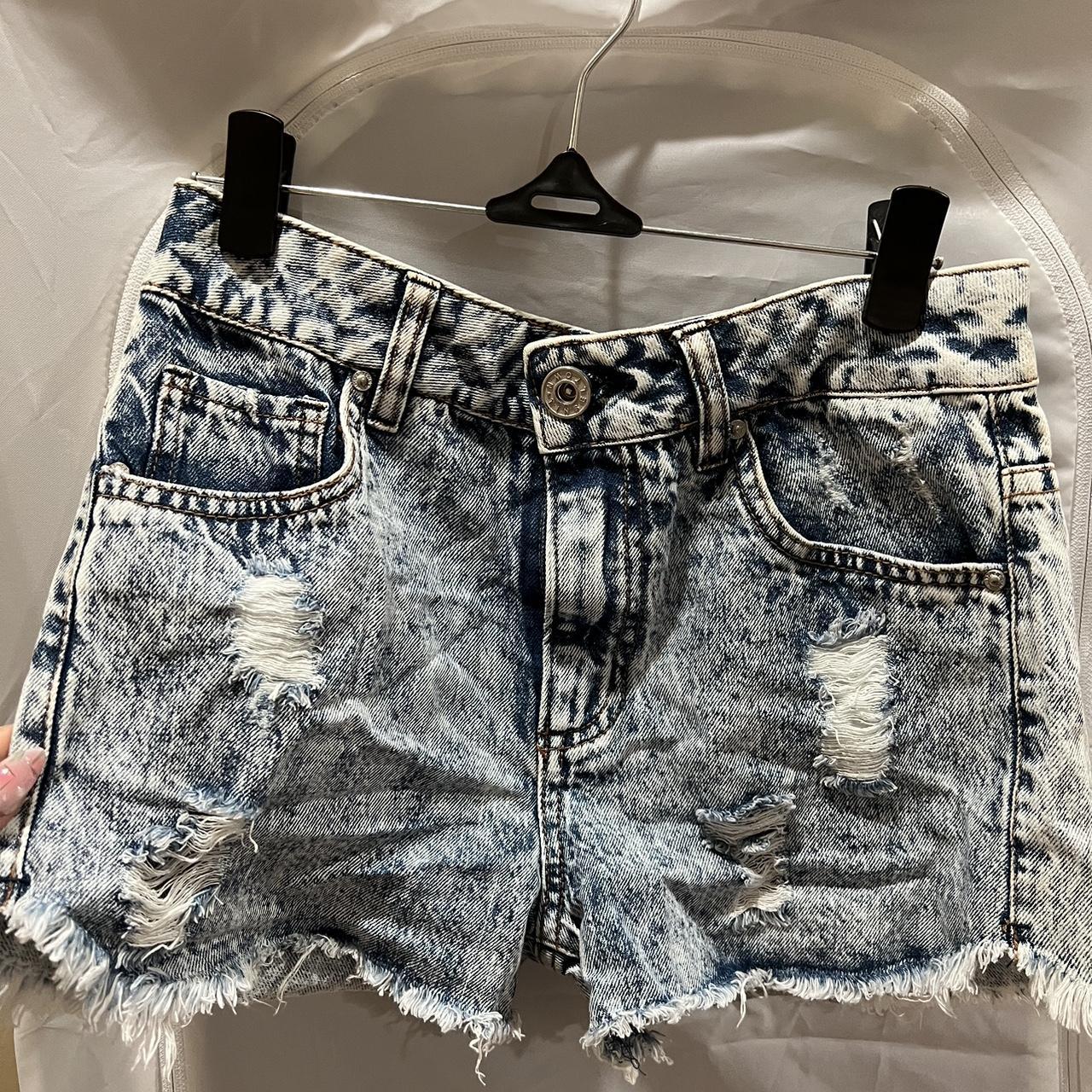 Tinseltown Jean Shorts. never worn. size 0. feel... Depop