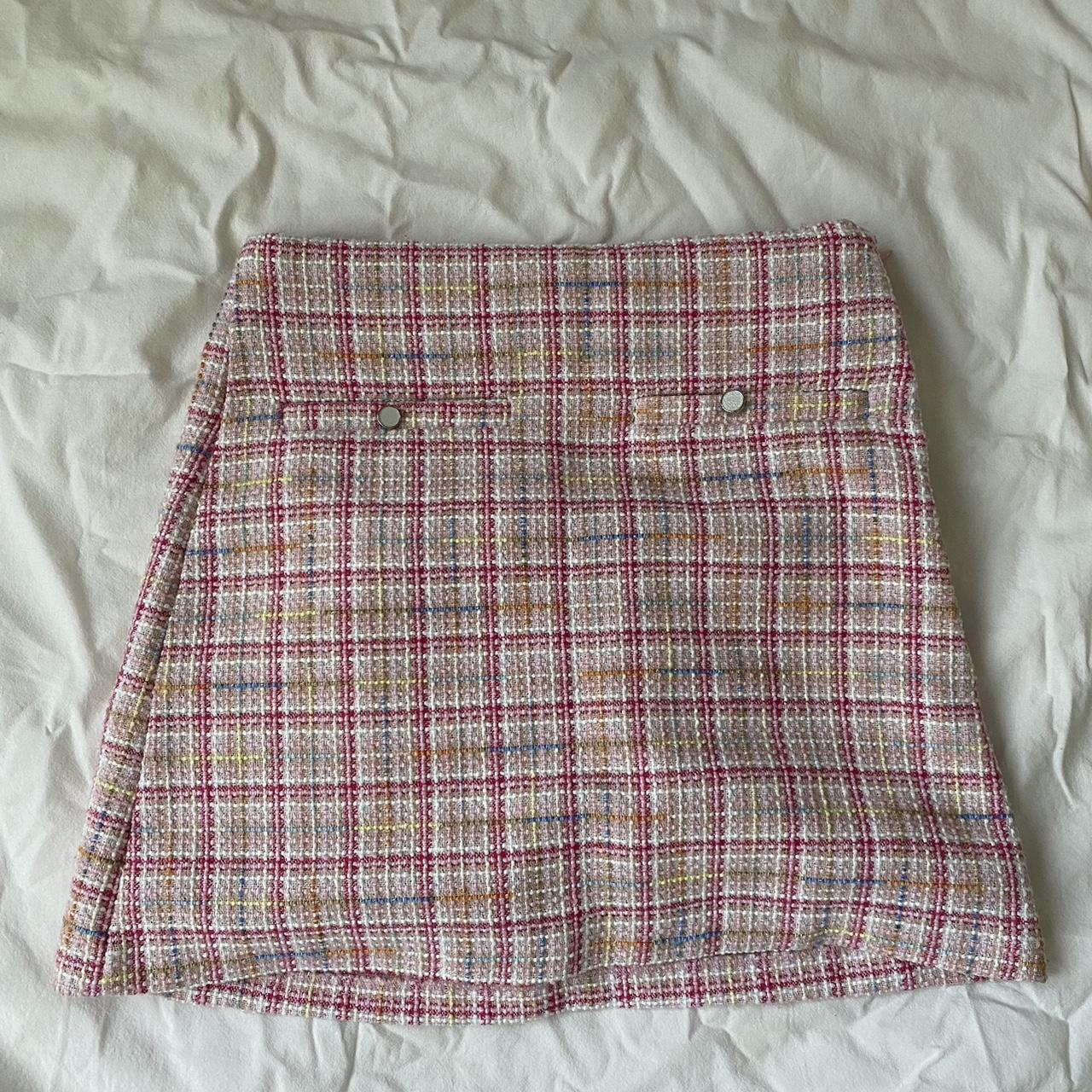 vintage edinburgh mini skirt would say fits a 24-25... - Depop