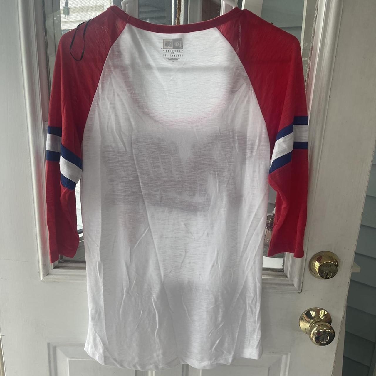 Phillies Half Sleeve Top Barley worn Size womens - Depop