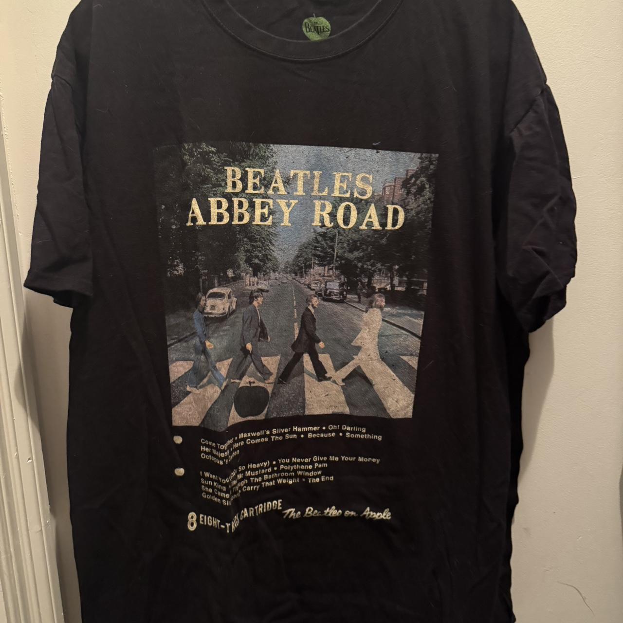 item listed by lyndseythrifts