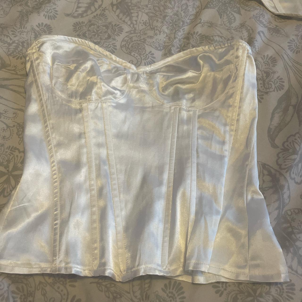 Satin corset Pretty little thing Looks really good... - Depop