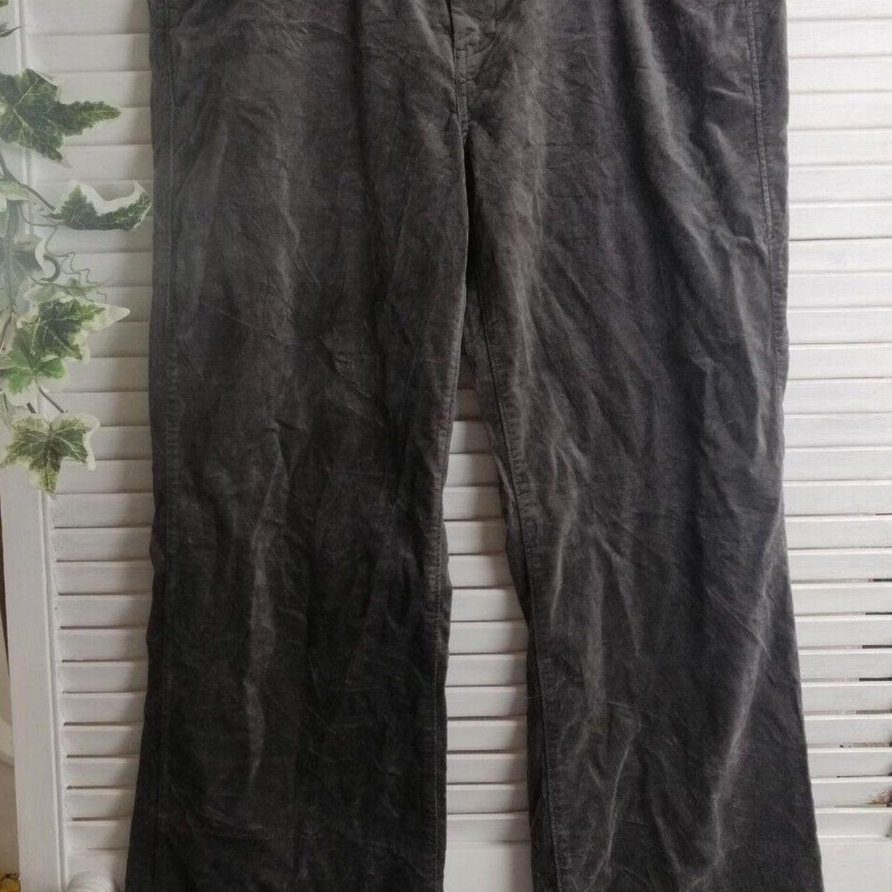 Eddie Bauer grey Velvet Jeans size UK 16 Straight... Depop