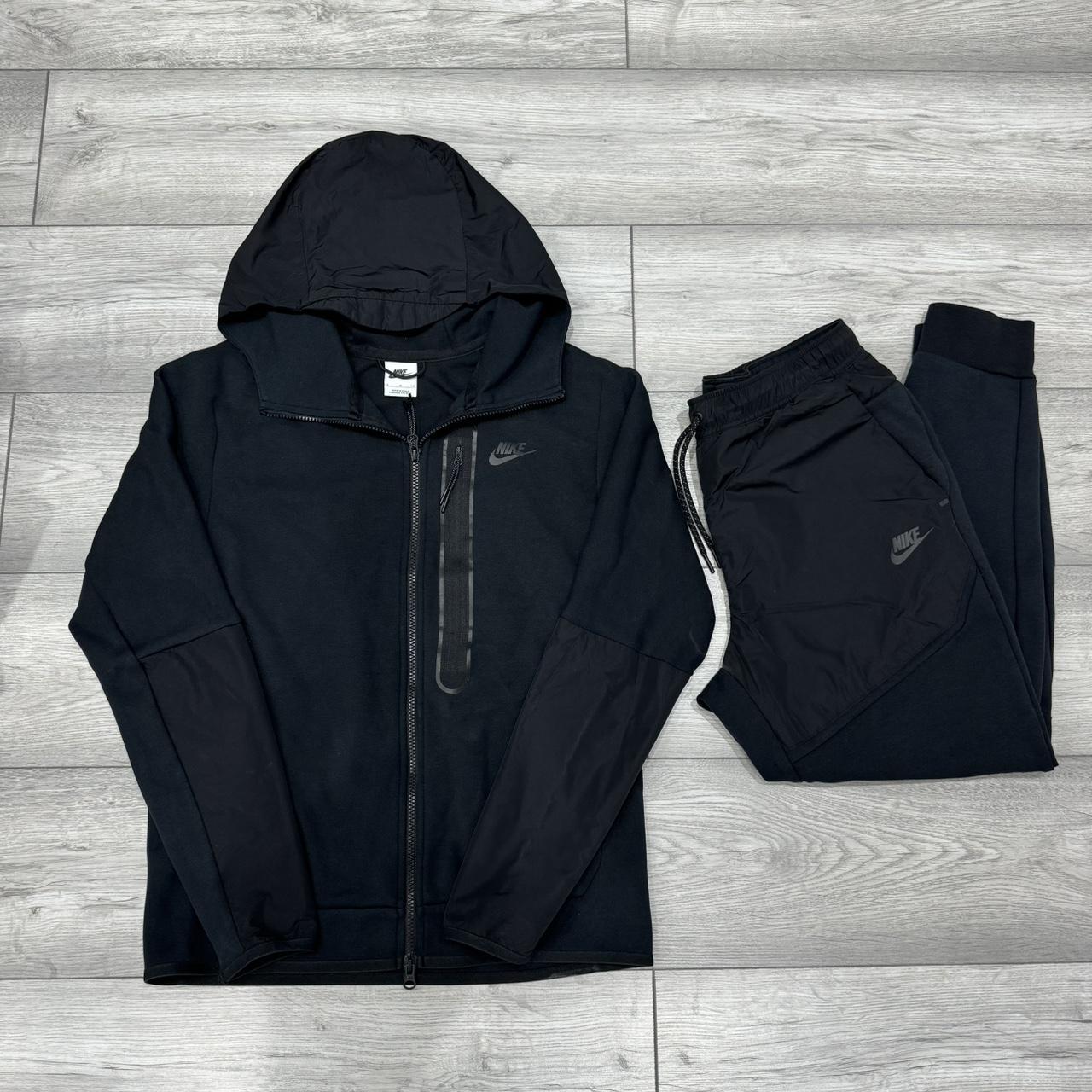 mens nike tech tracksuit black