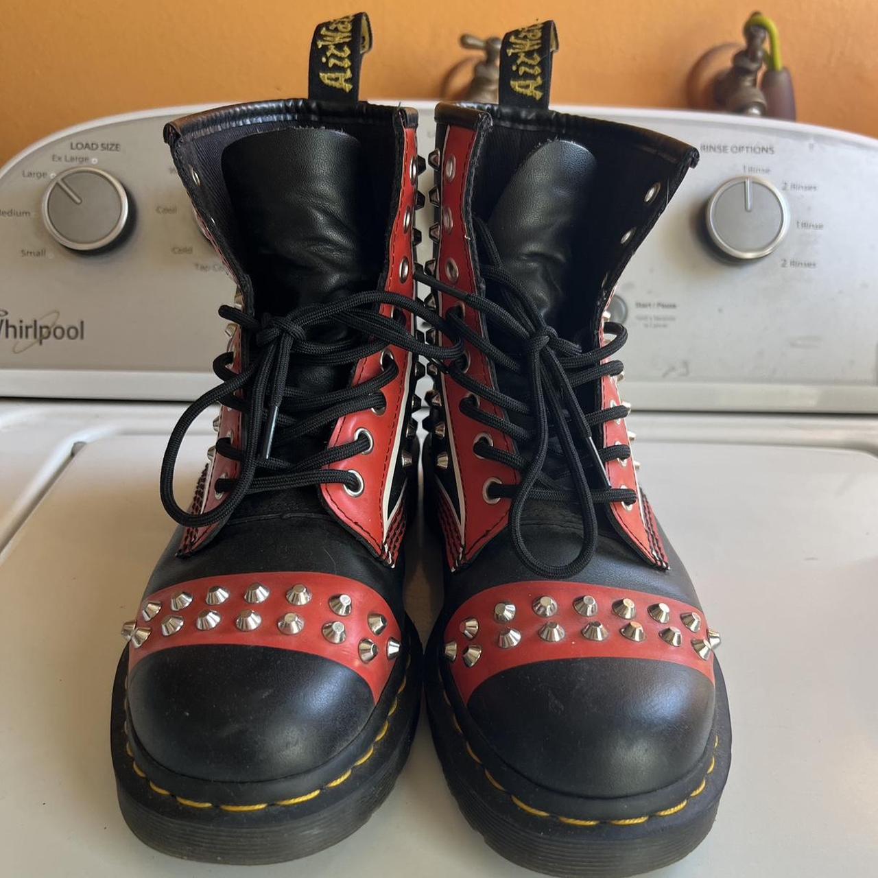 dr martens smooth red