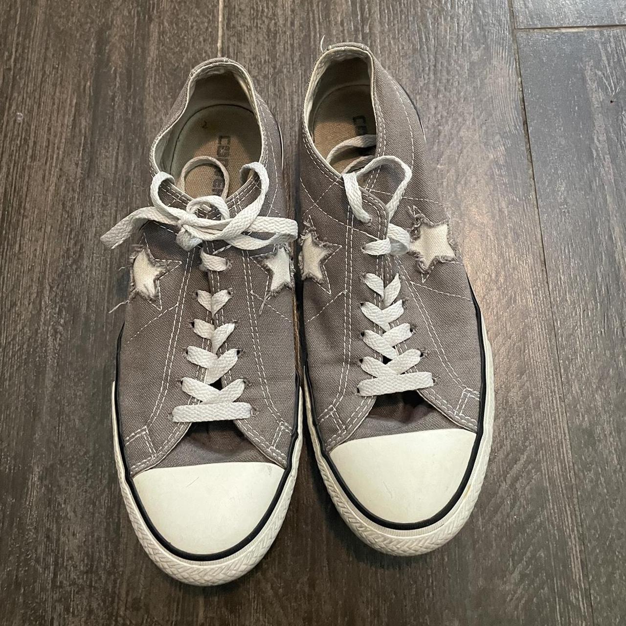 grey converse mens