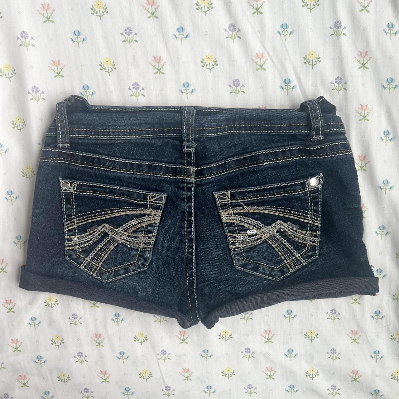 item listed by silk_void