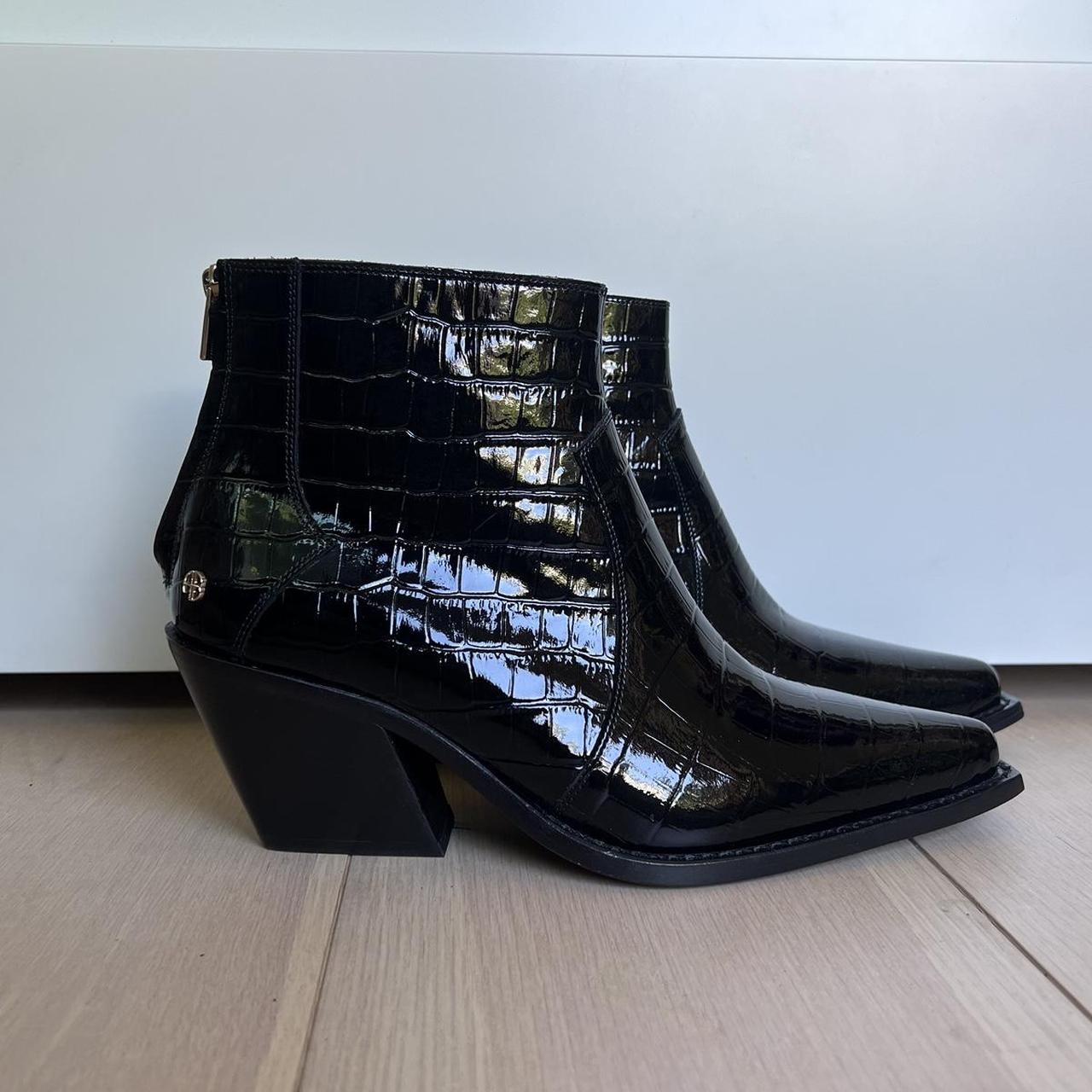 item listed by umiakiyoshi