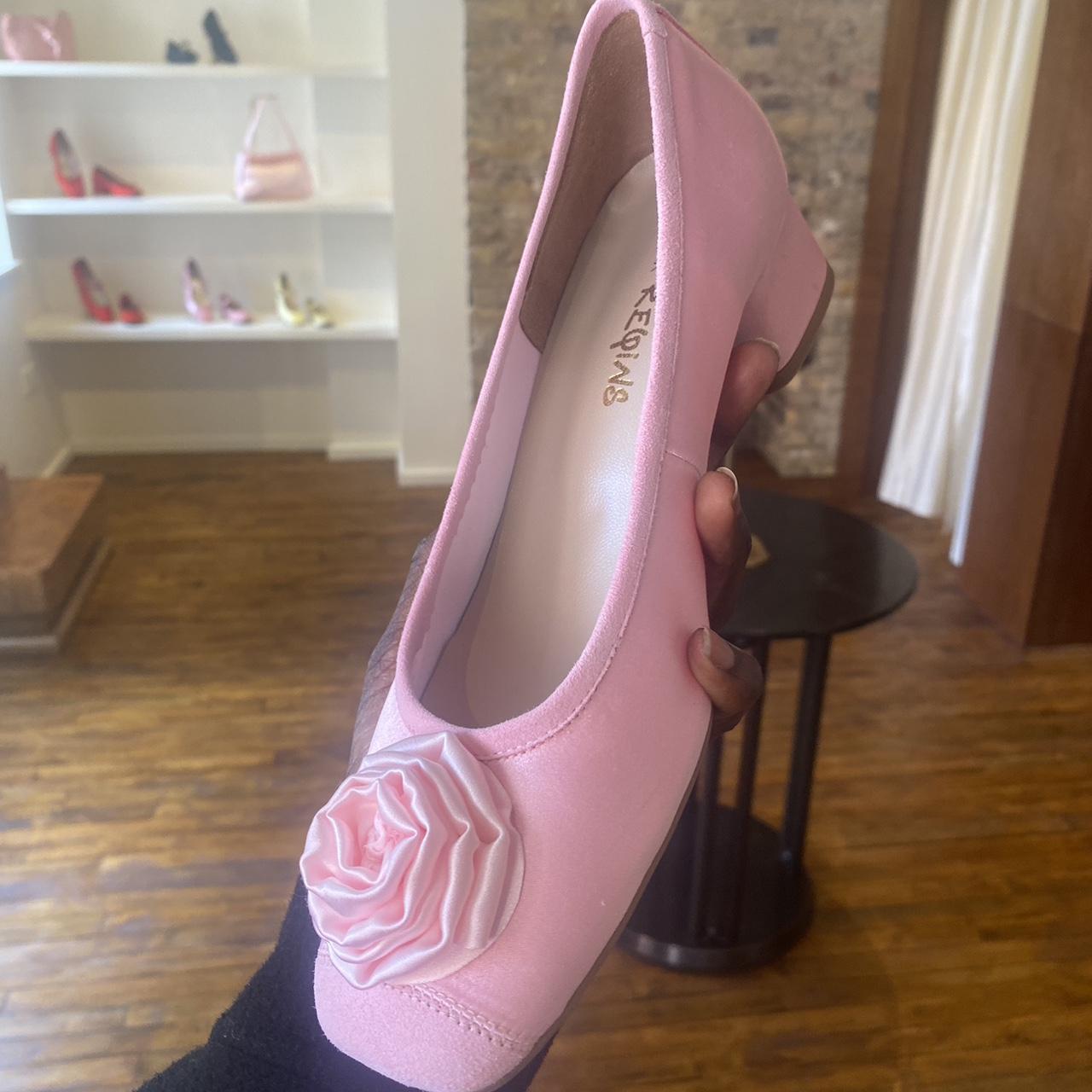 シルク【HOME OF HAI】Hai X Reqins Kamelia Shoes Pink Introducing the SOLD OUT Hai x Requins Karmeilia | Depop
