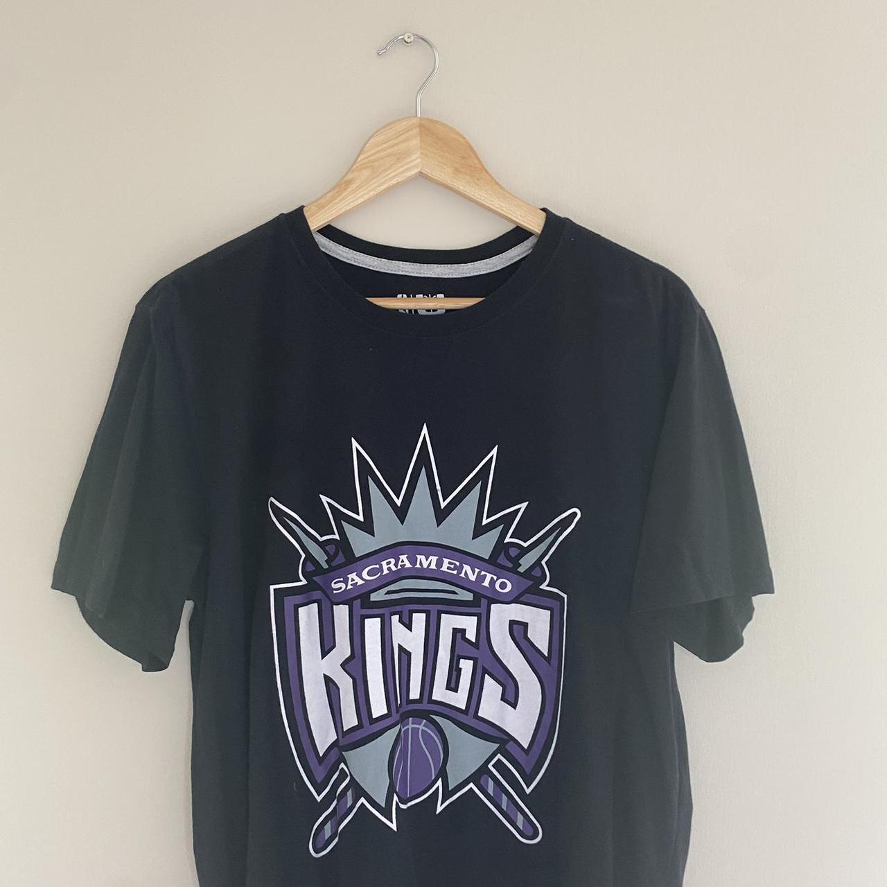 Vintage Sacramento Kings Basketball Jersey Size - Depop