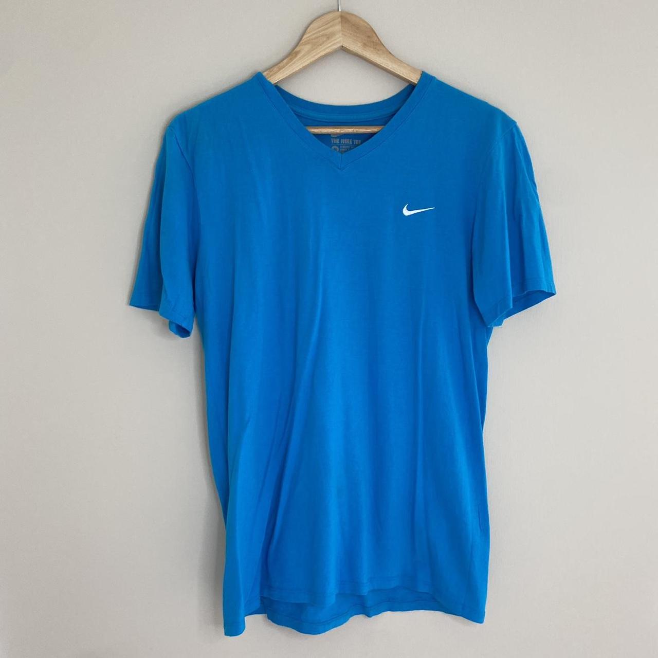 mens nike v neck t shirt