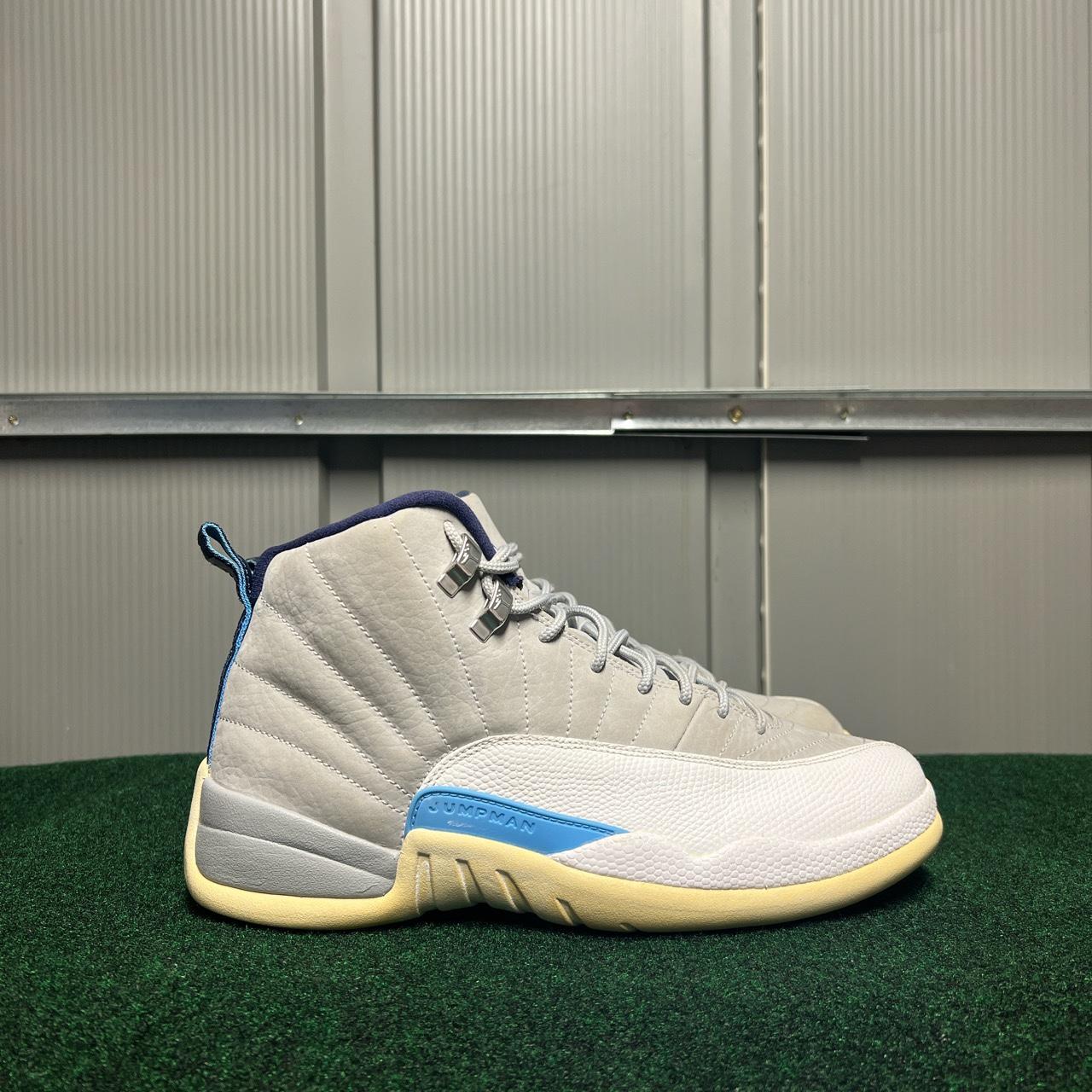 university blues jordan 12