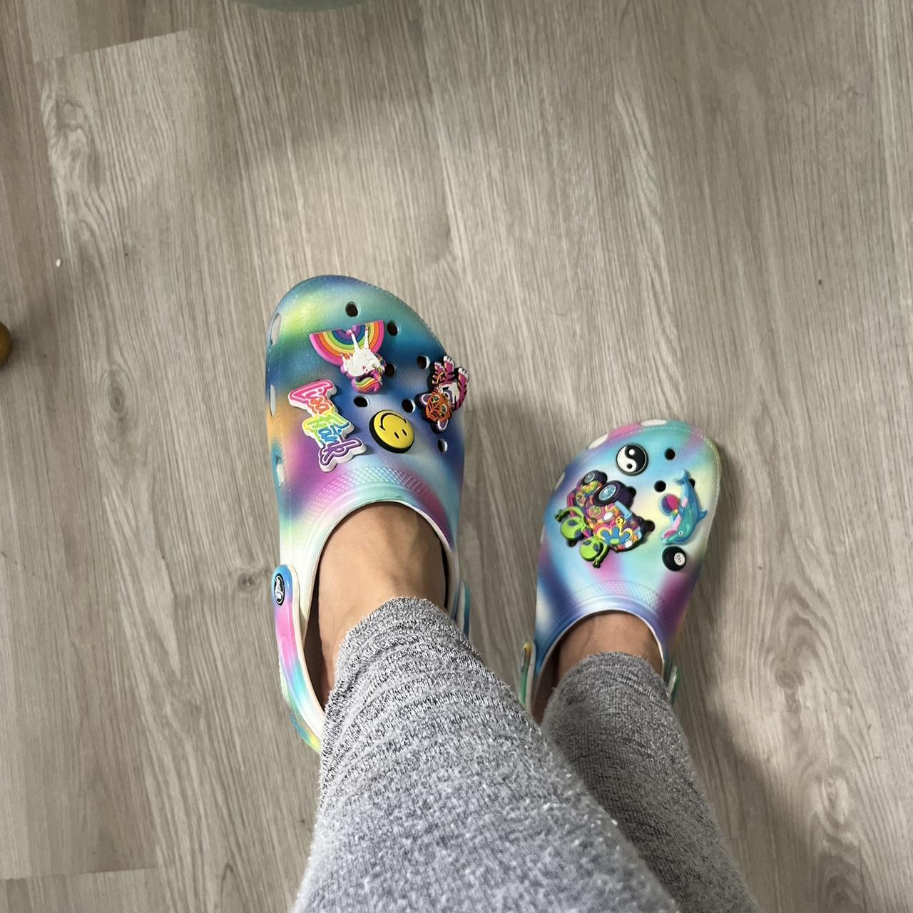 Crocs lisa frank popular size 8