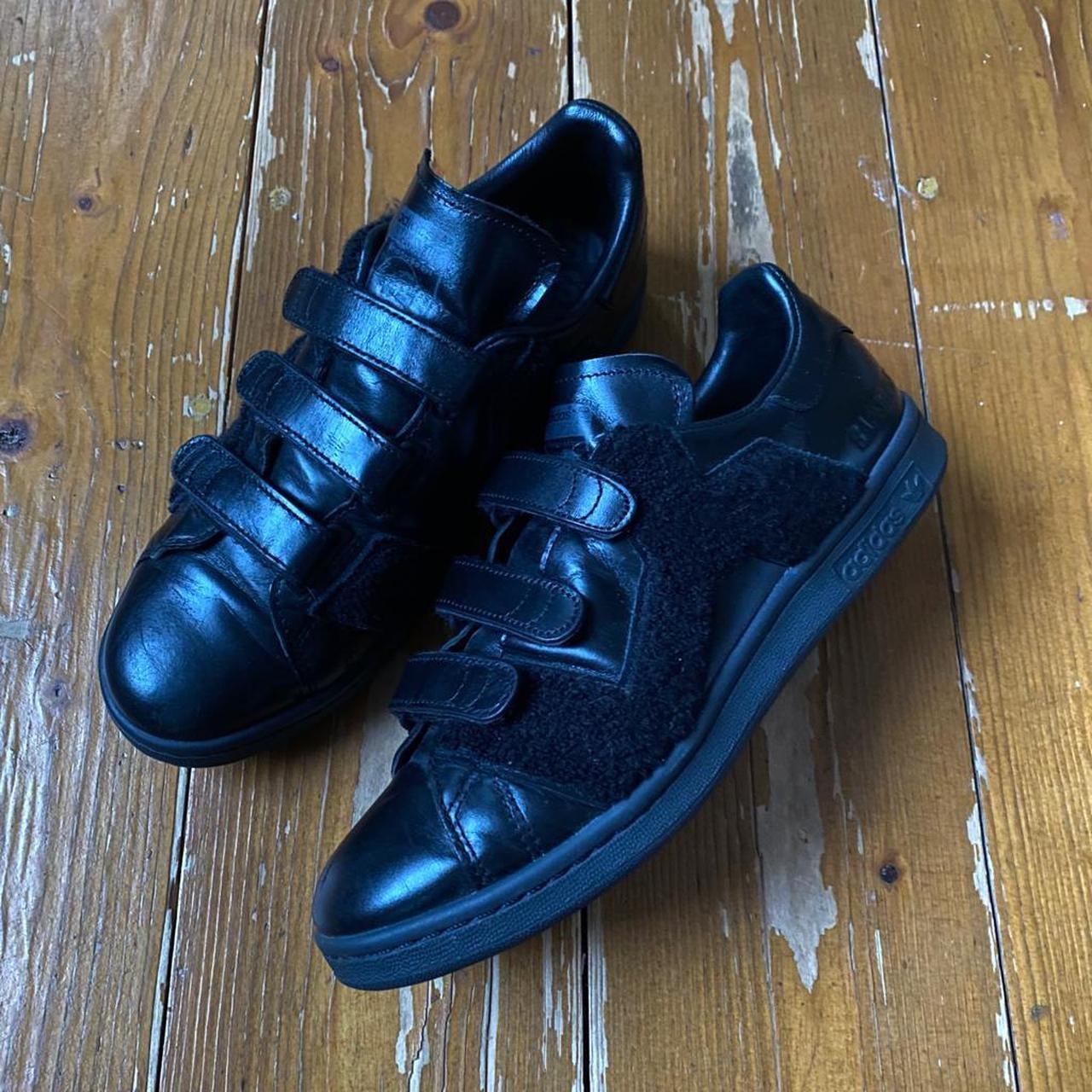 Raf Simons X Adidas Comfort Badge in black. Size... - Depop