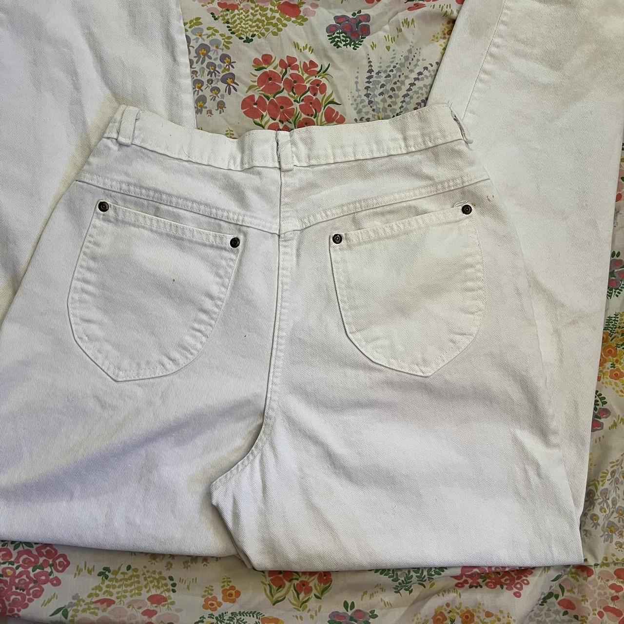 JCPenney Women's White Jeans Depop