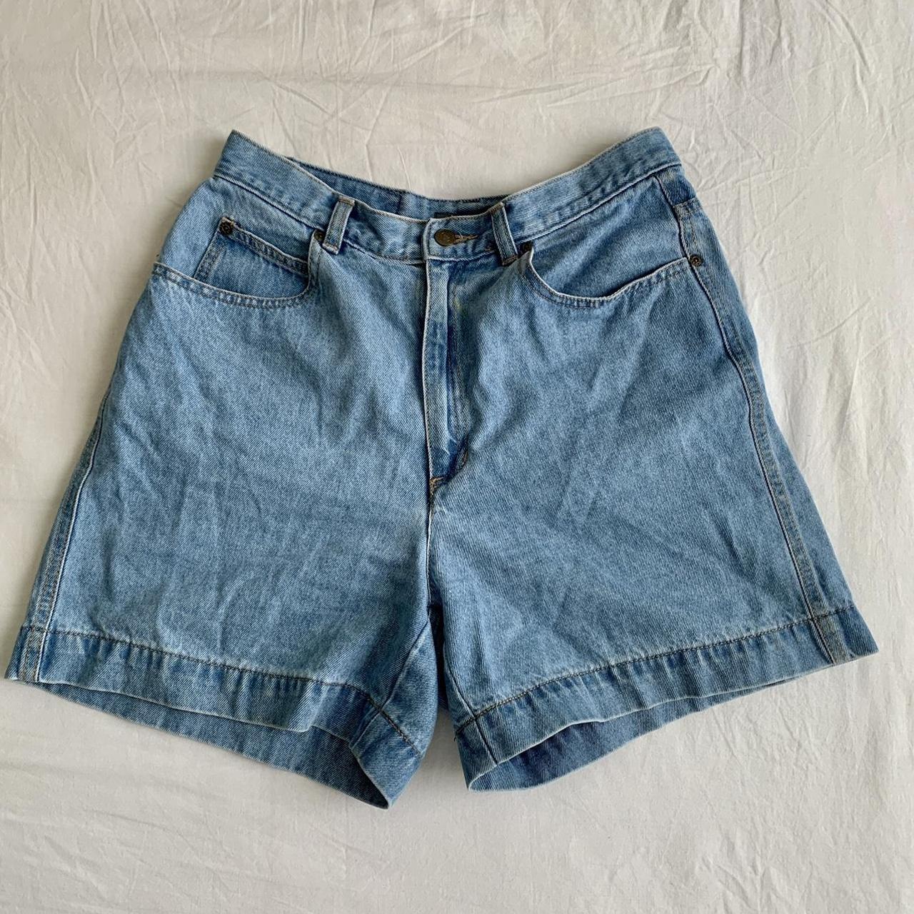 90s Liz Claiborne denim shorts, fits a waist size... - Depop