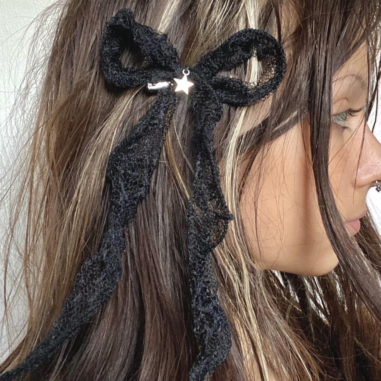 Women's Grey and Black Hair-accessories | Depop