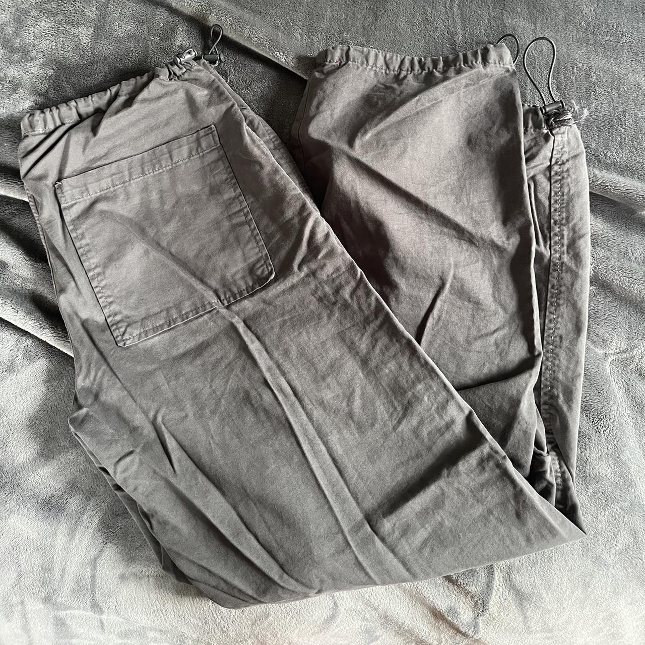 Stradivarius dark grey cargos Adjustable waist (it’s... - Depop