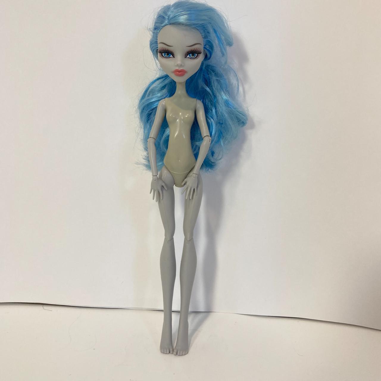 Mattel Monster High Ghoulia Yelps Dead Tired Doll... - Depop