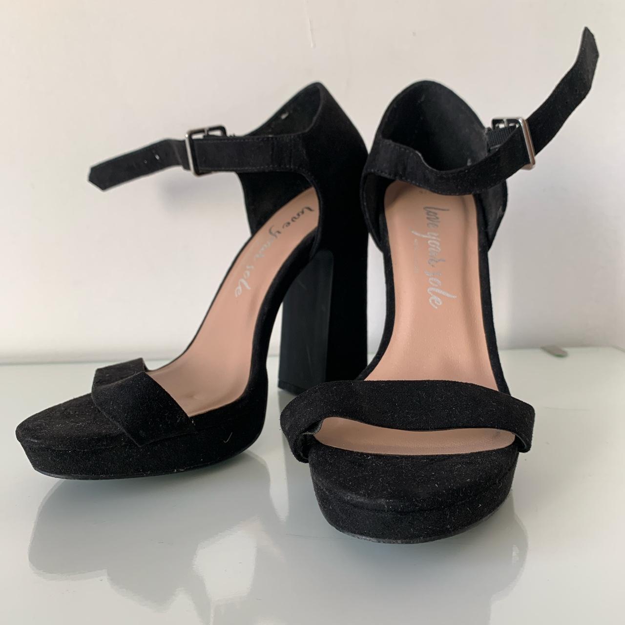 New Look Women's Black Sandals Depop