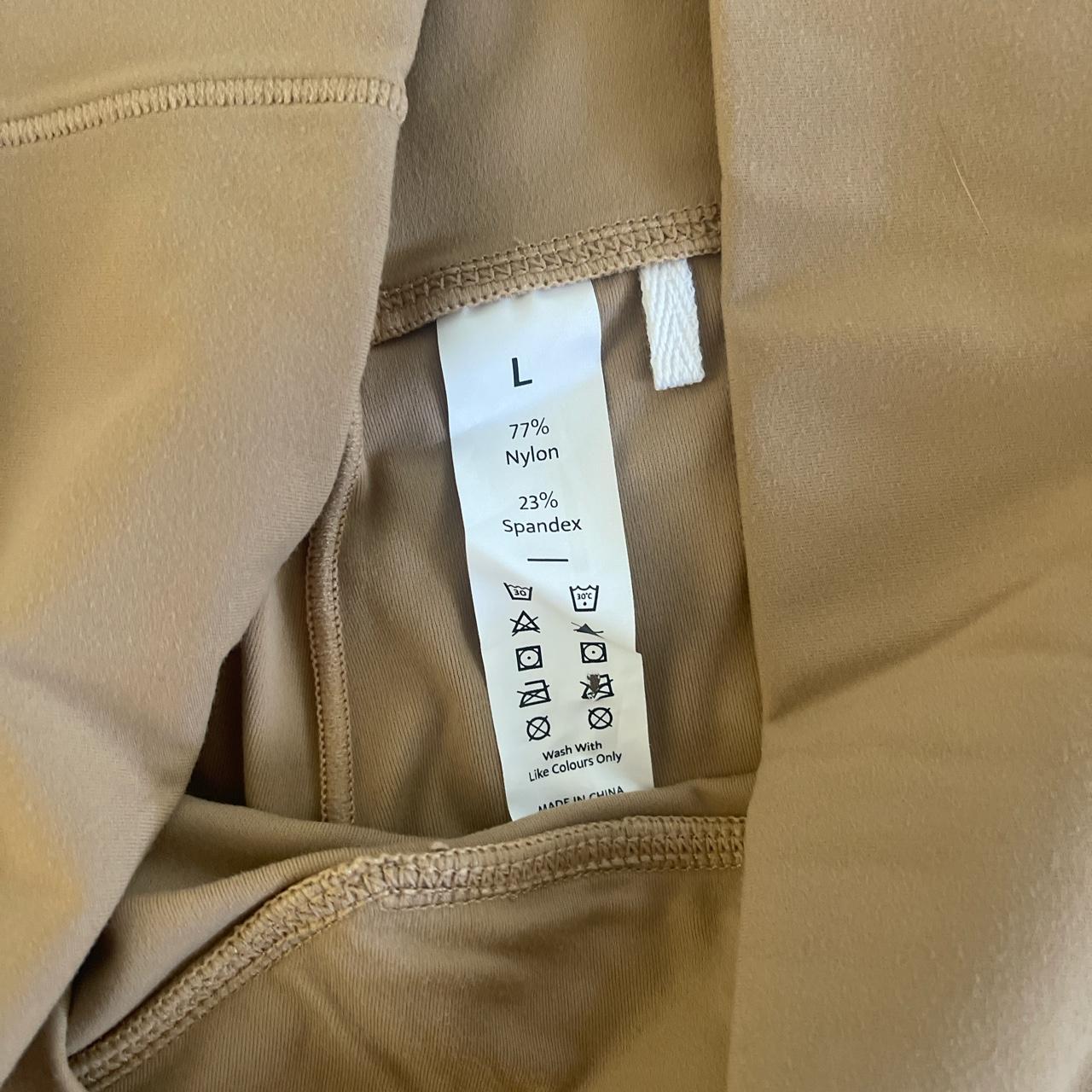 HALARA CROSSOVER LEGGING 7/8 Size L Fits&mldr; - Depop