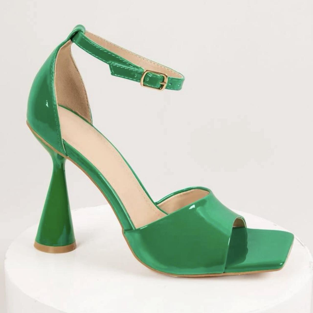 Patent leather sandals Escada Green size 38.5 EU in Patent leather - 7504650