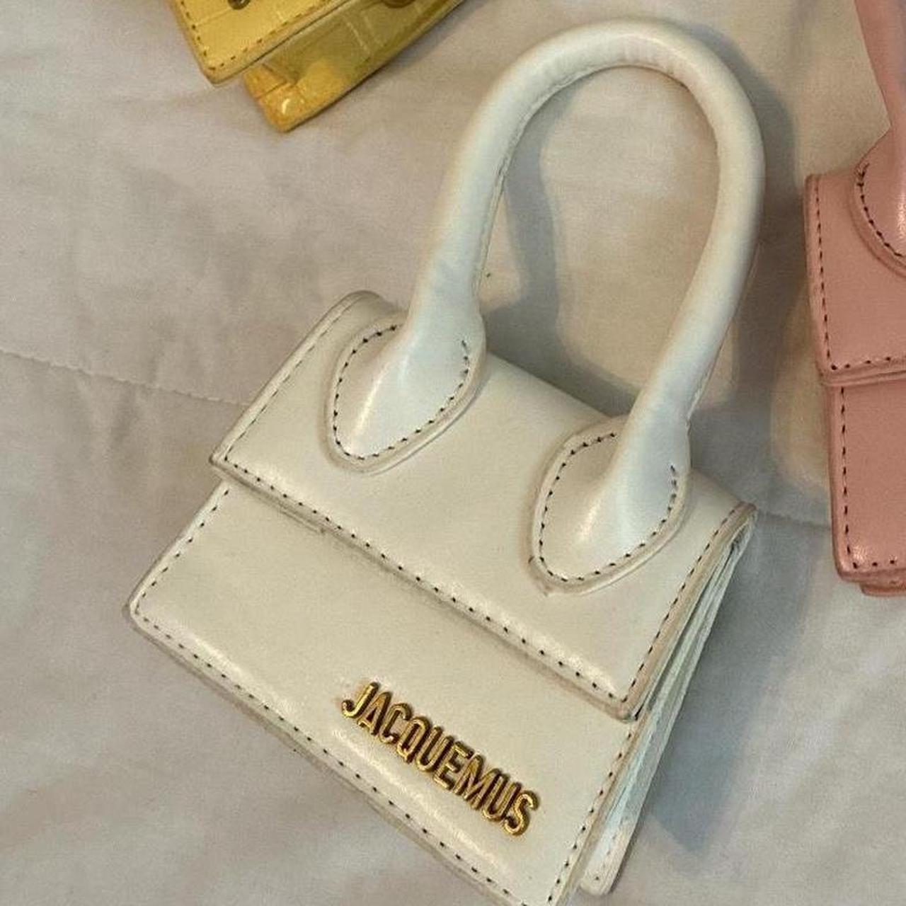 item listed by jennifereliza