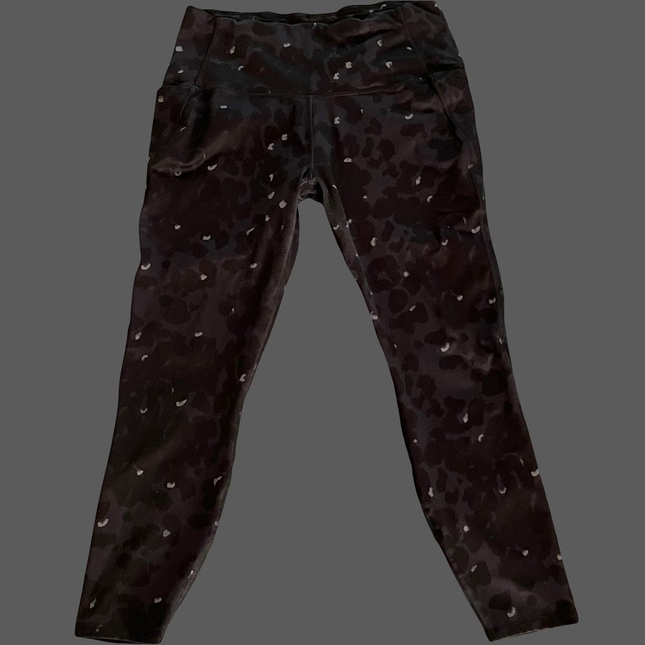 item listed by lovelyclothesz
