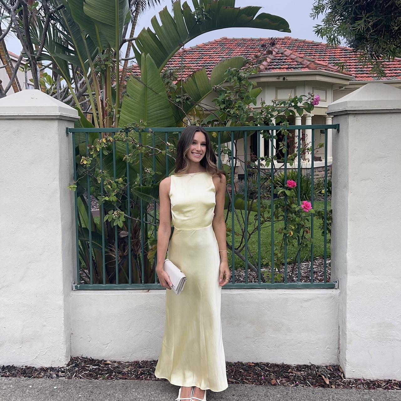 Billy J Sia Maxi Dress - Yellow Size 6 Price on... | Depop Billy J Sia Maxi Dress - Yellow Size 6 Price on... | Depop