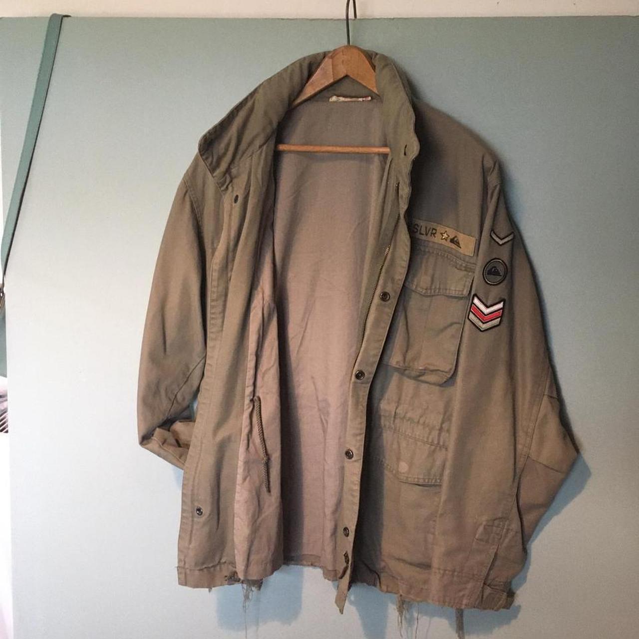 QUIKSILVER Vintage Army Style Jacket y2k. Light army... Depop
