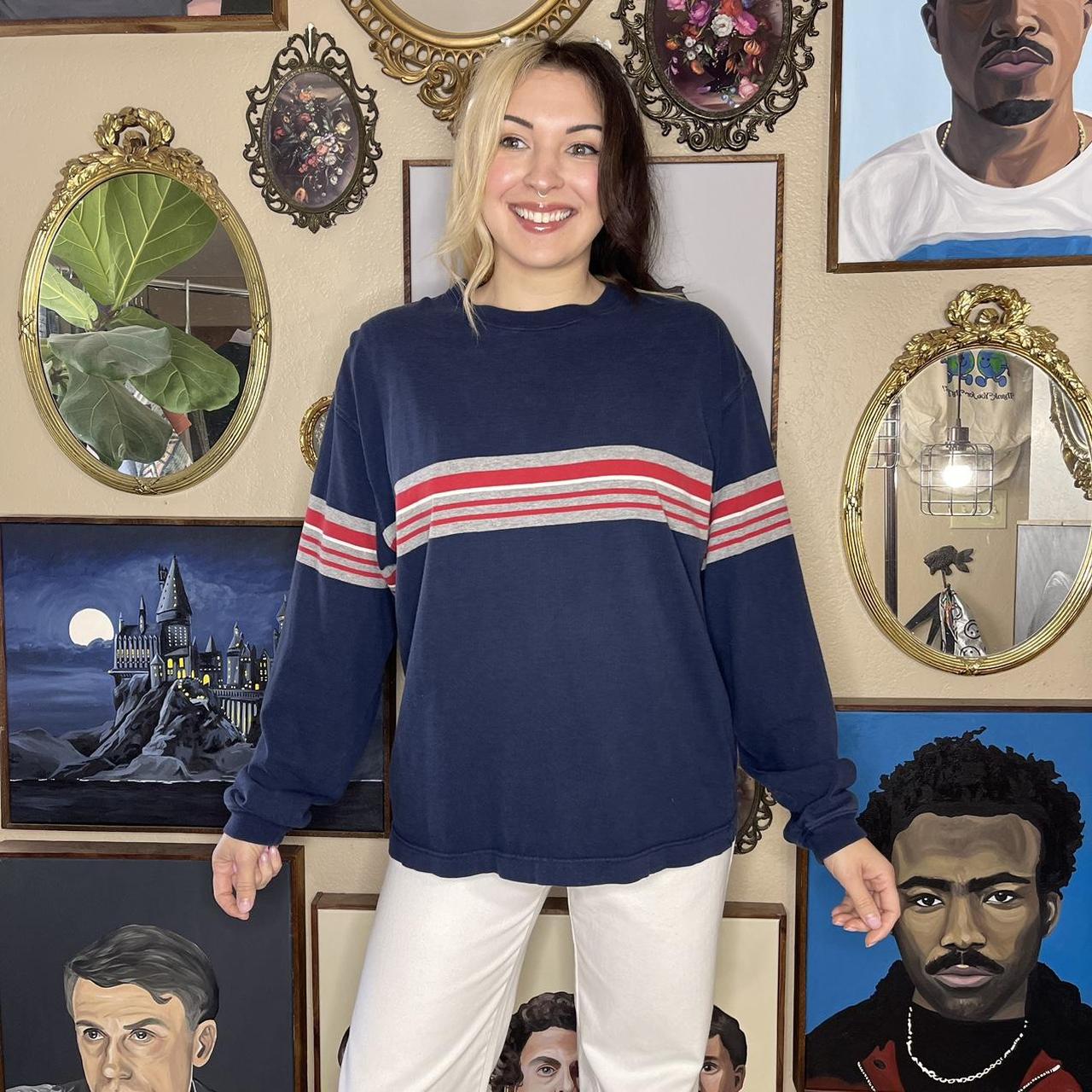 Vintage 90s gap crew neck sweater • navy blue w/ red | Depop