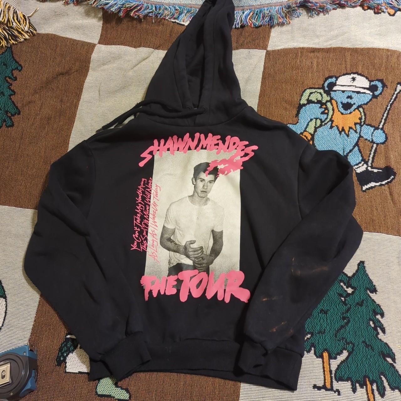 Shawn mendes the tour hot sale hoodie