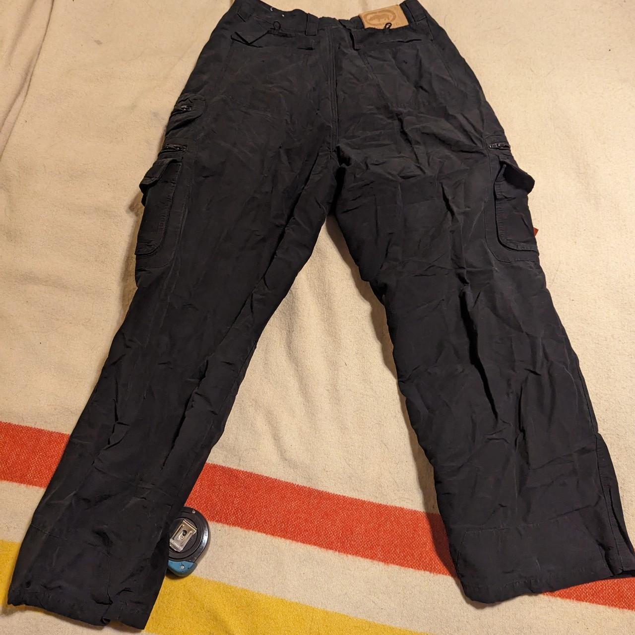 Vintage Ecko Untld Cargo Pants Mens 32x29 black... - Depop