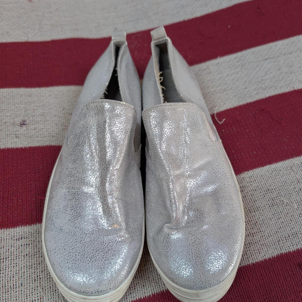 item listed by ojvtg