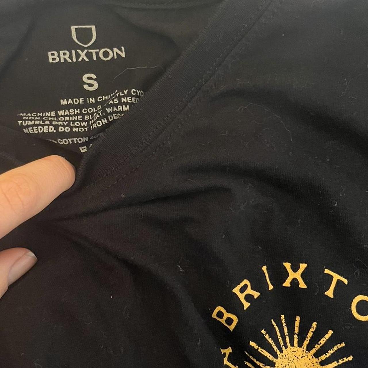 Brixton Women's Tshirt Depop