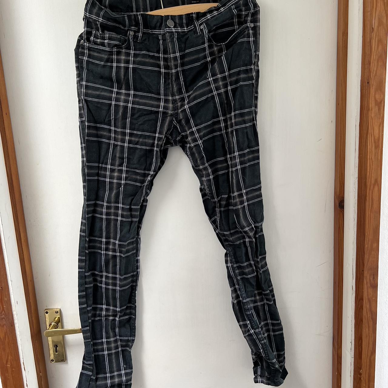 H&M Men's Black and Green Jeans | Depop