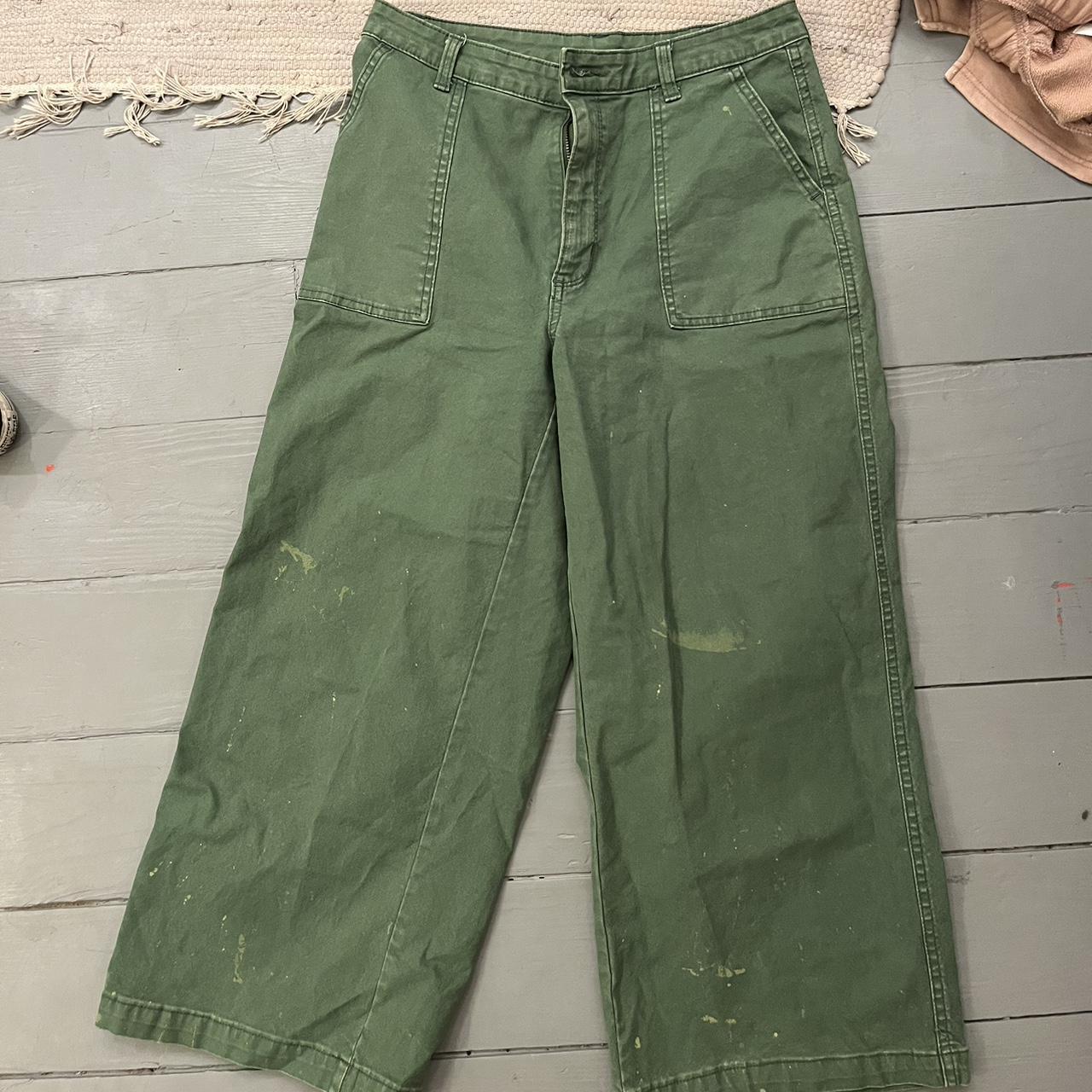 Target Green pants Size 8 short Has some bleach... - Depop