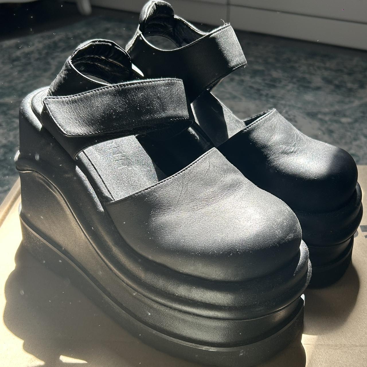 UNIF | Wave Boot