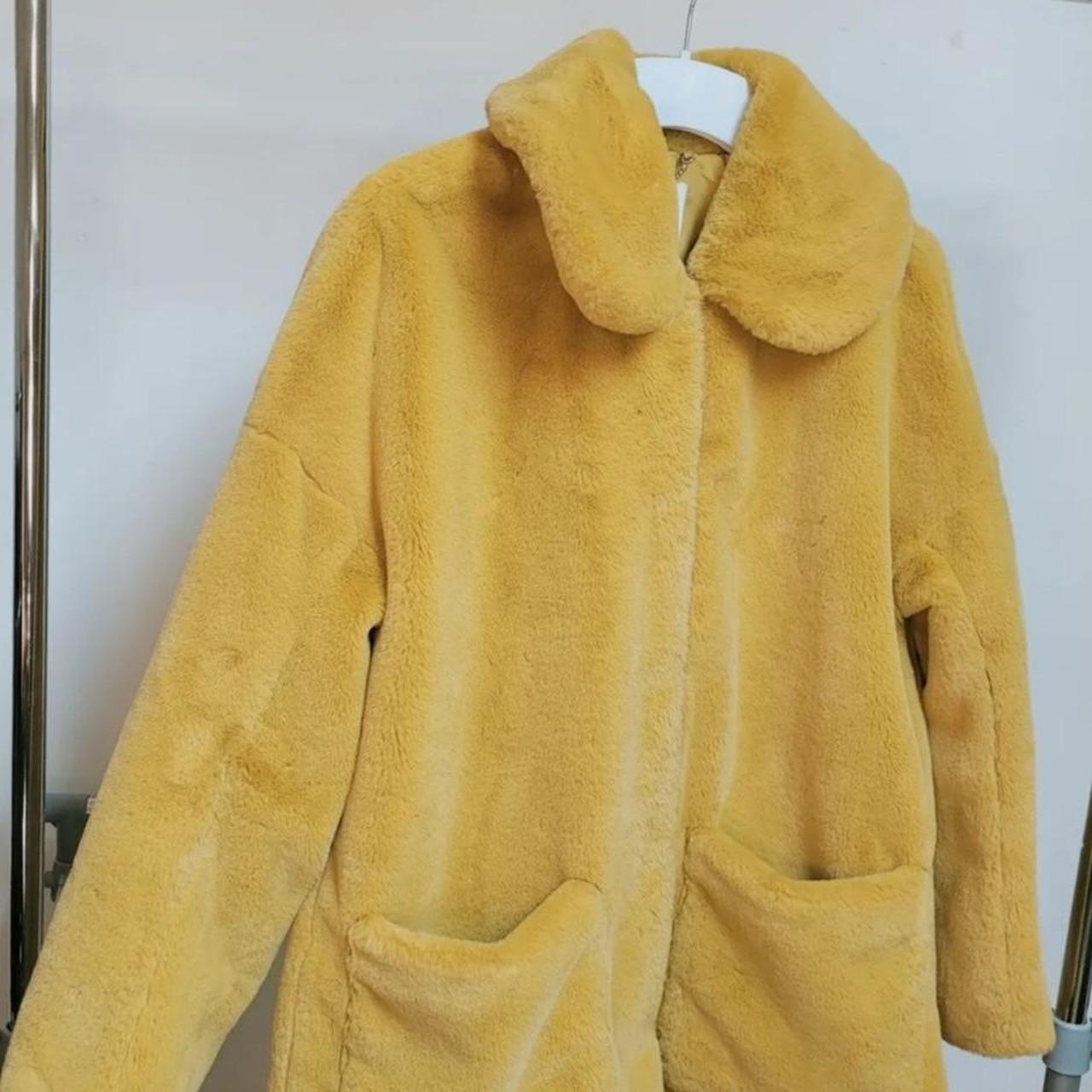 Yellow h&m faux fur coat with a rounded collar and... - Depop