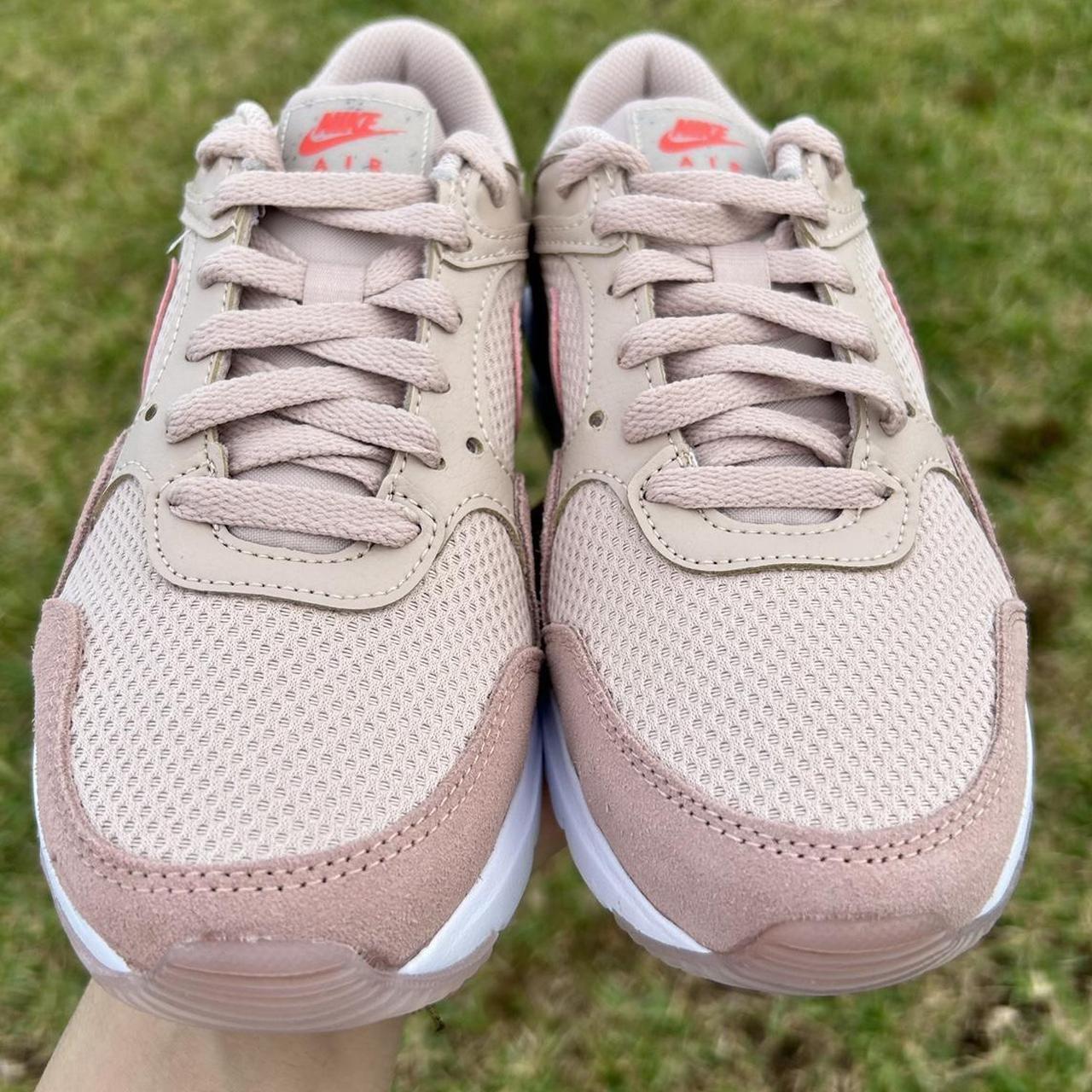 mens tan nike air max