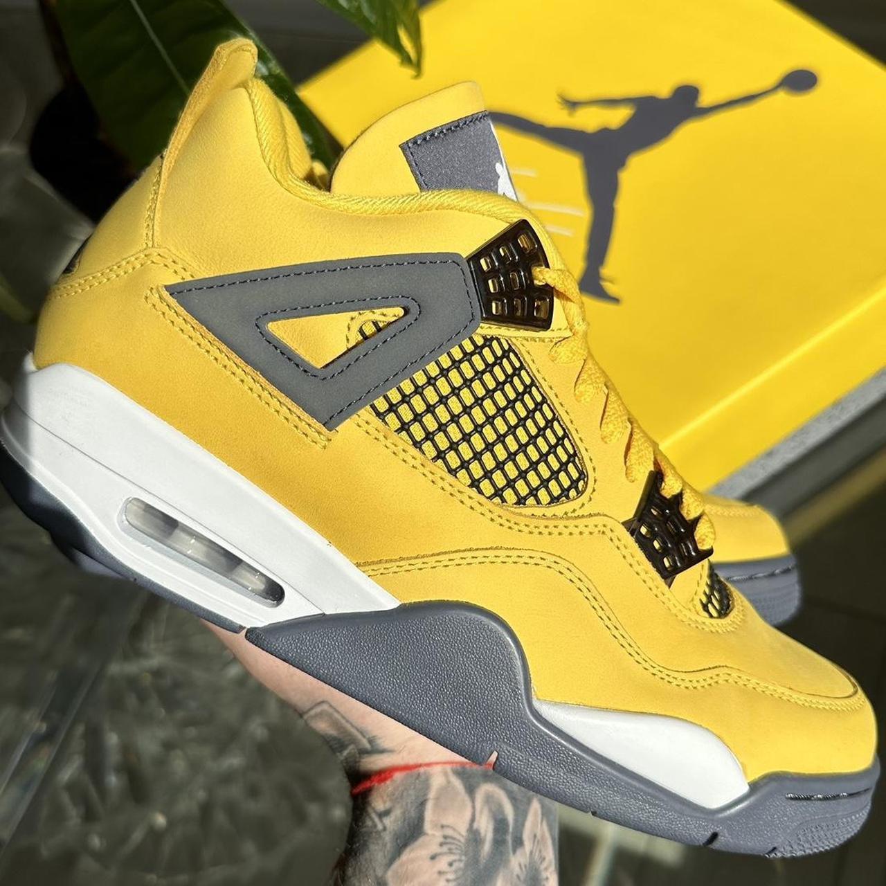 mens yellow jordan 4