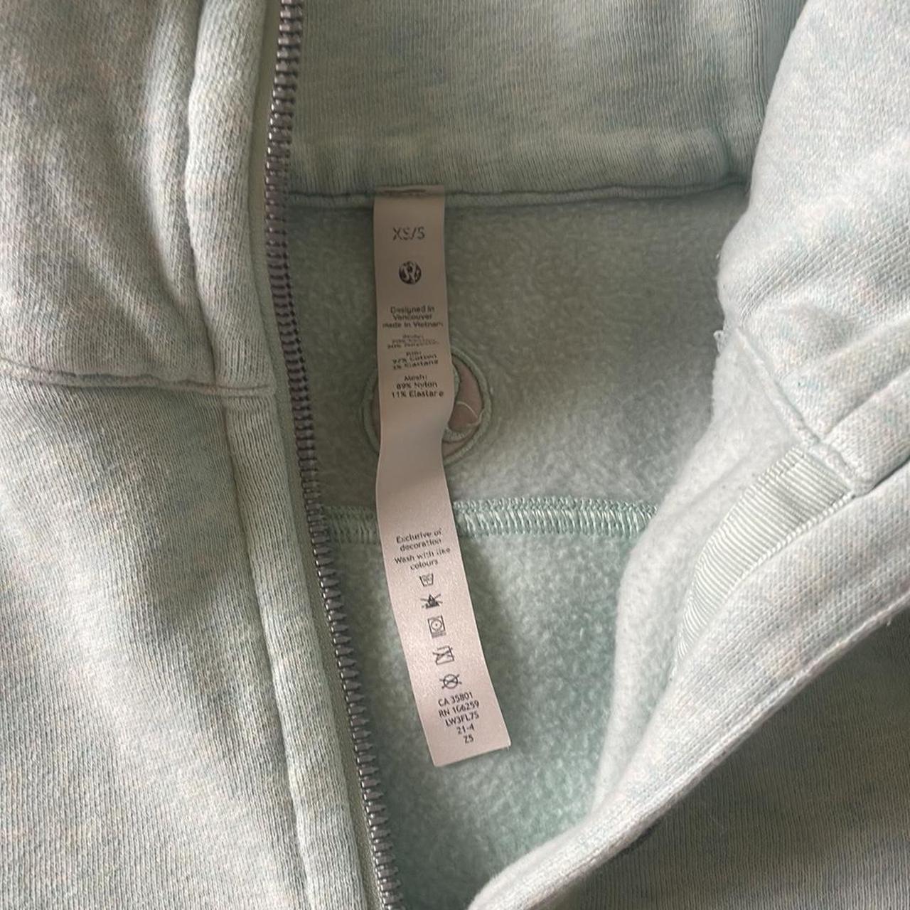 Lululemon half zip size XS/S Worn a couple - Depop