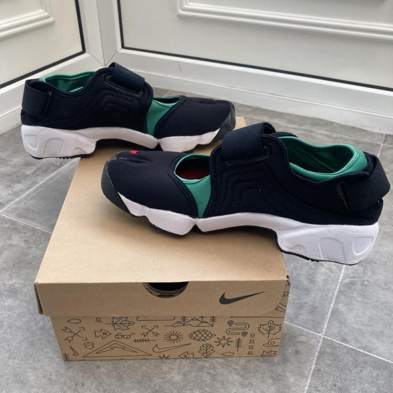 mens nike rifts size 8