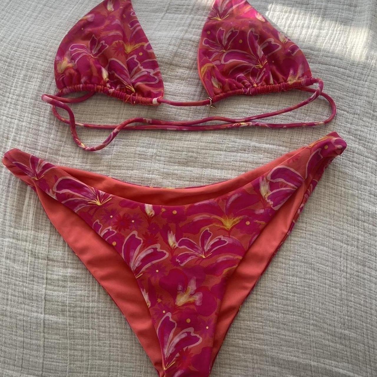 Swims Women's Bikinis-and-tankini-sets | Depop