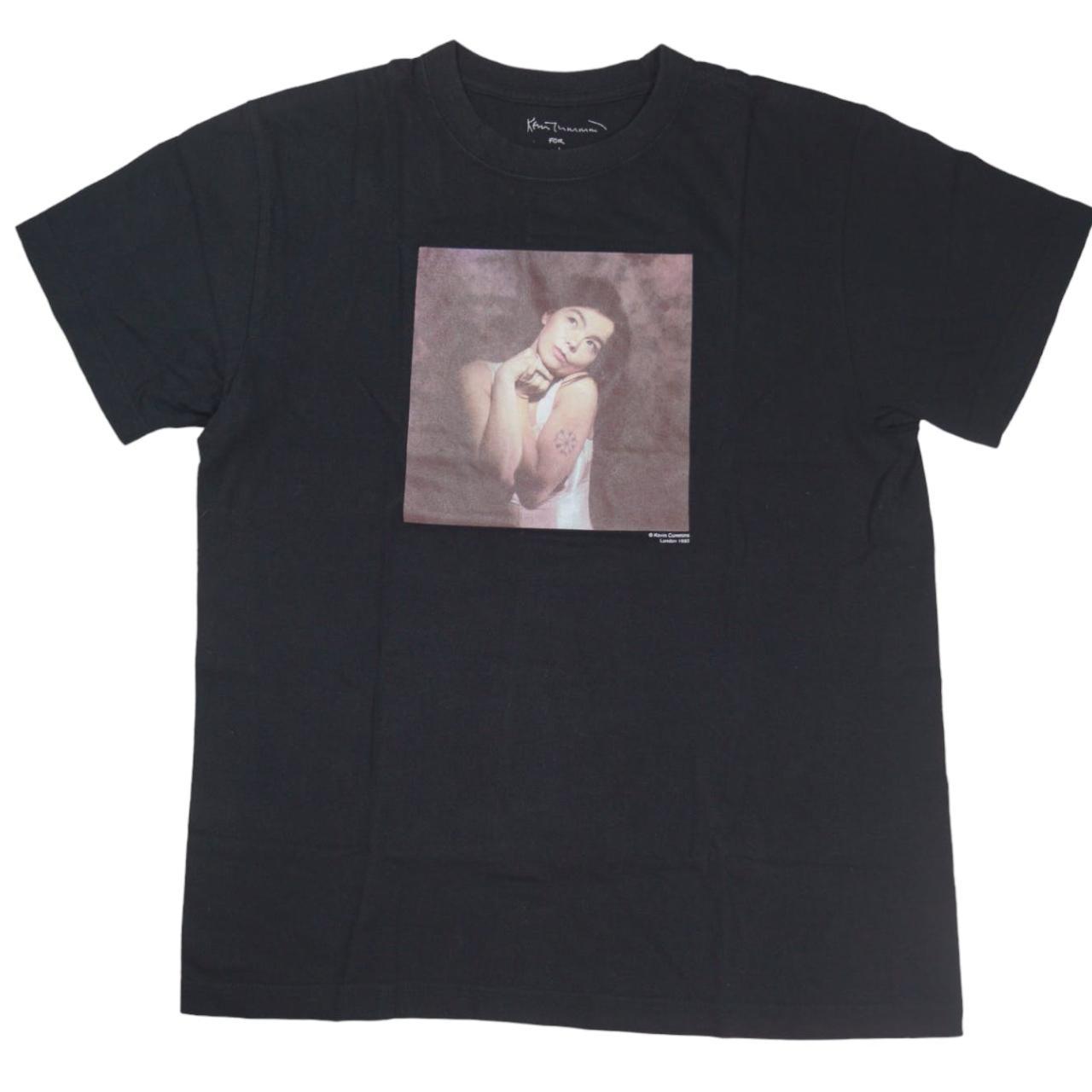 BJÖRK photograph 1993 by Kevin Cummins Freak Store | Depop