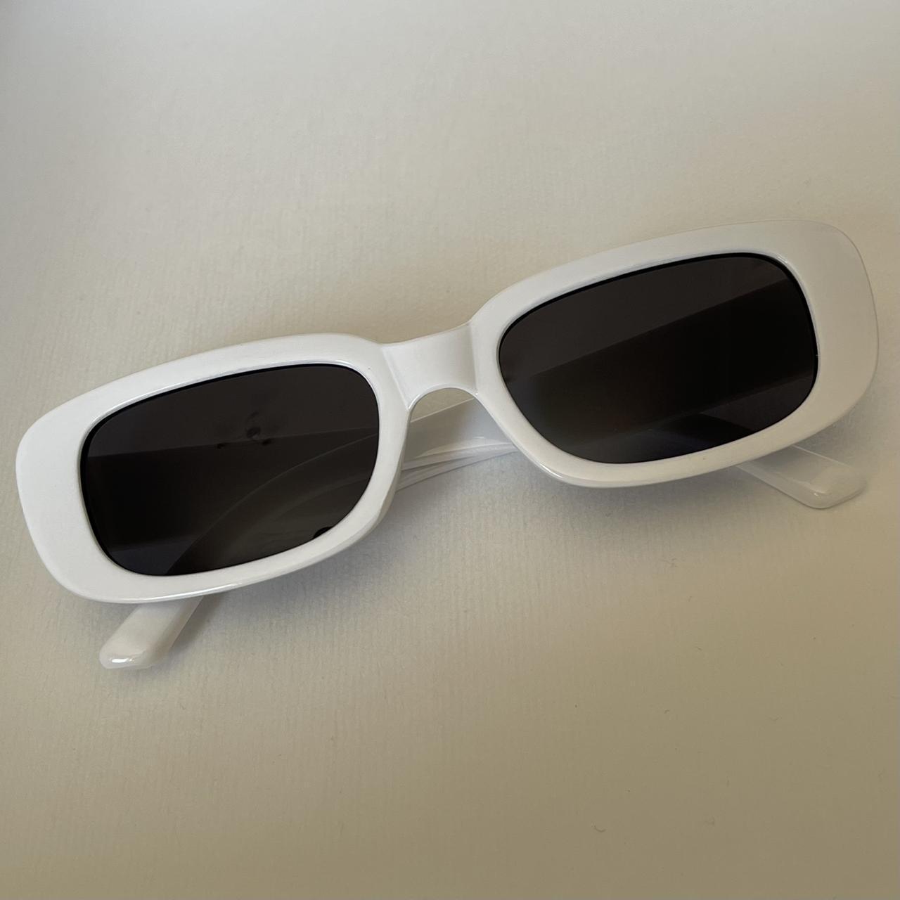 White hotsell rectangle sunglasses