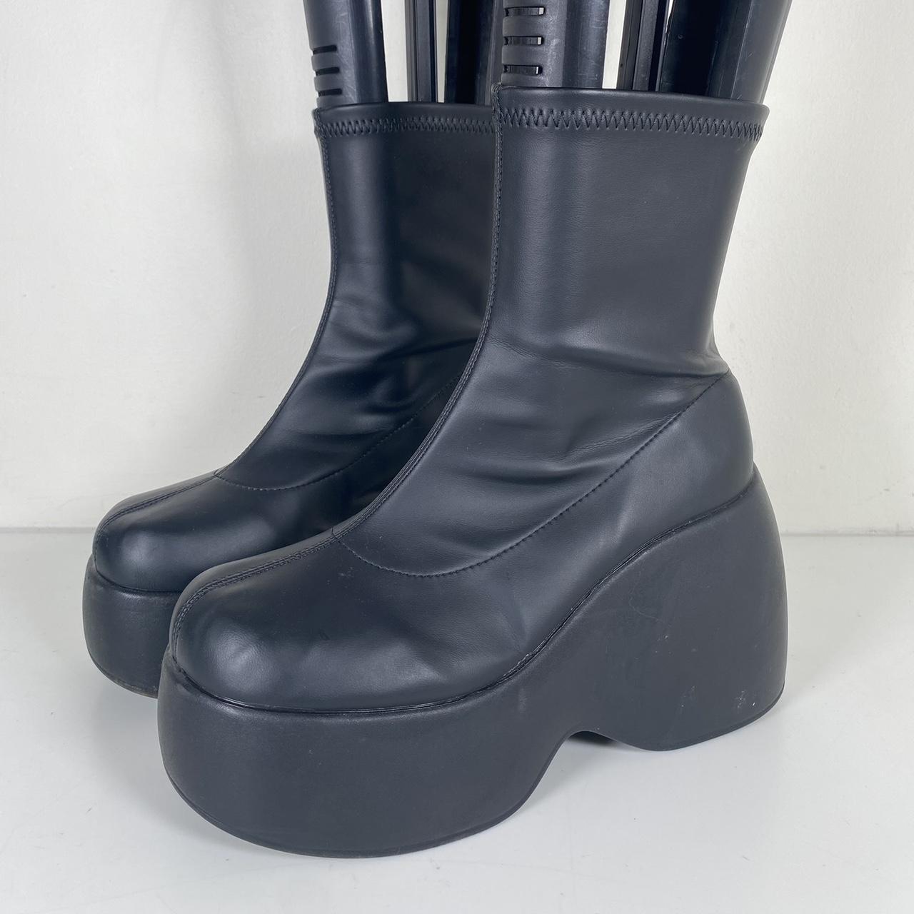 item listed by montanathestate