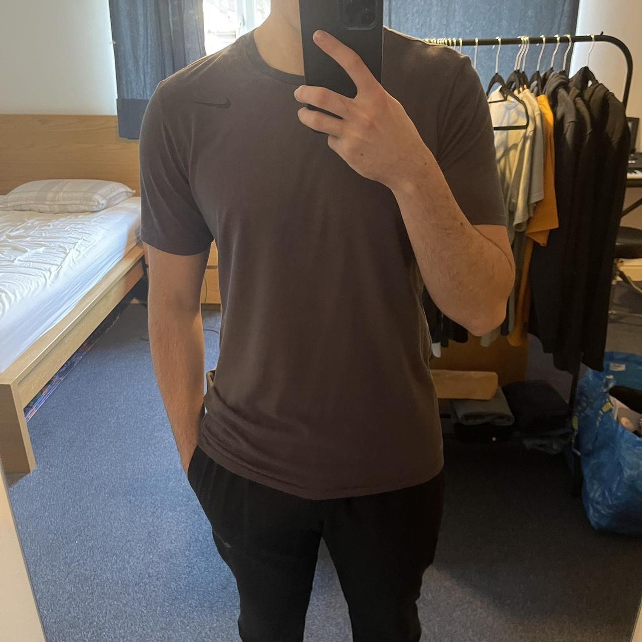 mens nike gym t shirts