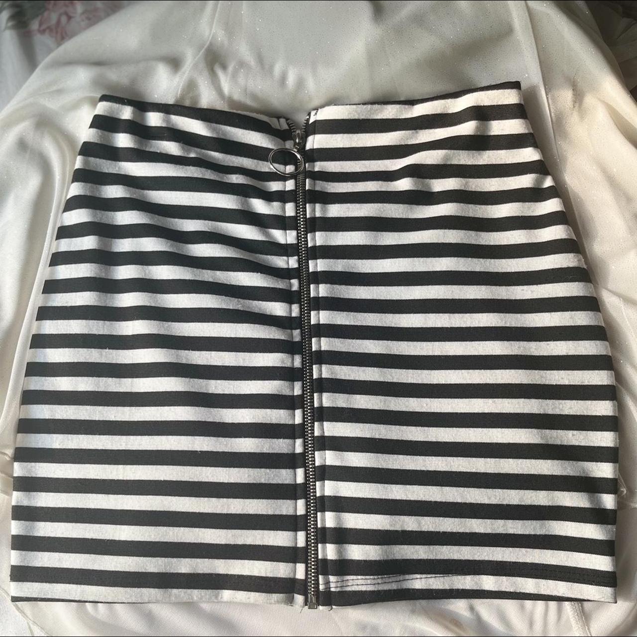 Black & White Striped Mini Pencil Skirt ⭐️ Barely... - Depop